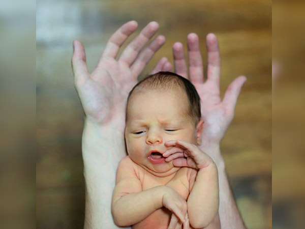 తక్కువ క్లారిటీతో ఉన్న ఫోటోలు పెట్టండి