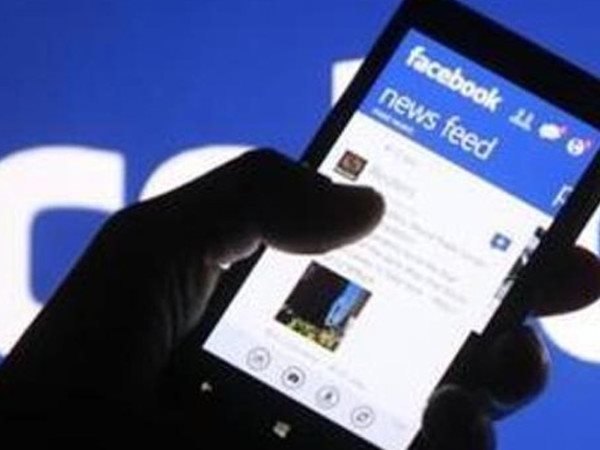 చాలా నకిలీ అకౌంట్లు