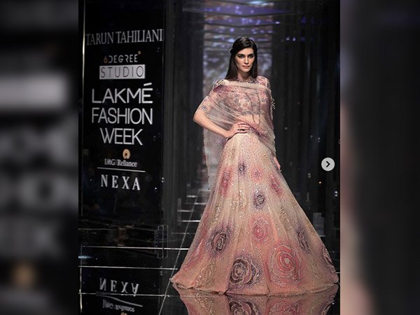 కృతి సానన్