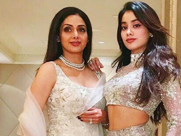 Remembering The Gorgeous Sridevi, Best Looks She Carried In 2017-2018 