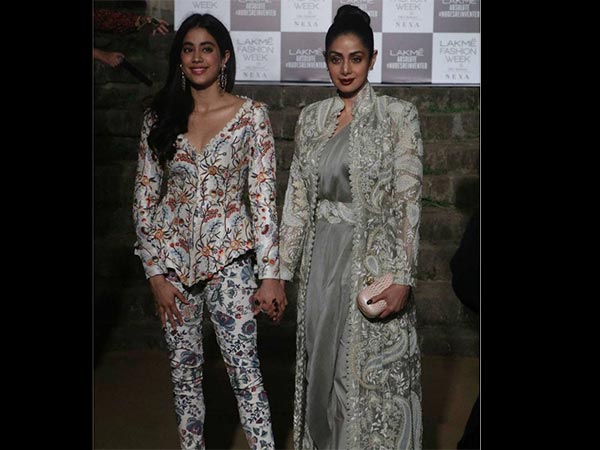 Remembering The Gorgeous Sridevi, Best Looks She Carried In 2017-2018 