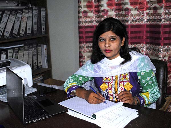 క్లుప్తంగా.. క్లుప్తంగా..