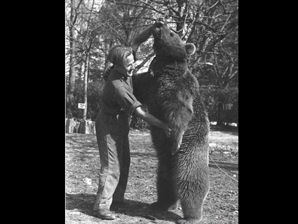 వాయ్ టెక్ ను తీసుకెళ్లేవారు