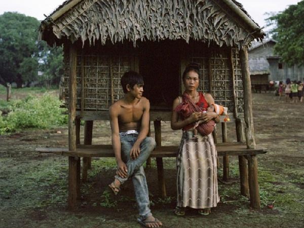 క్రియుంగ్ (క్రౌంగ్, క్రియుండ్) లో వింత ఆచారం