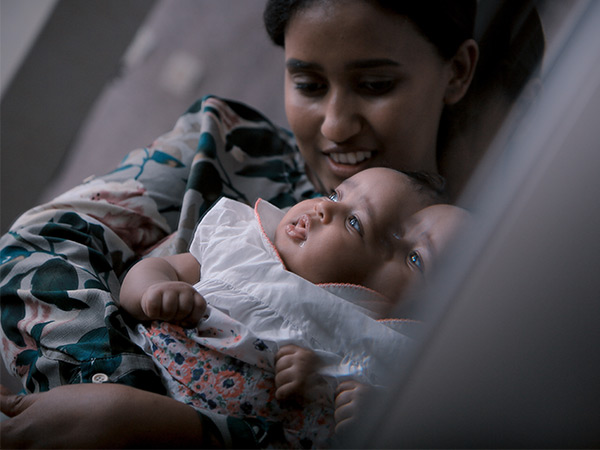 Can You Feed A Baby When He Has Hiccups? 