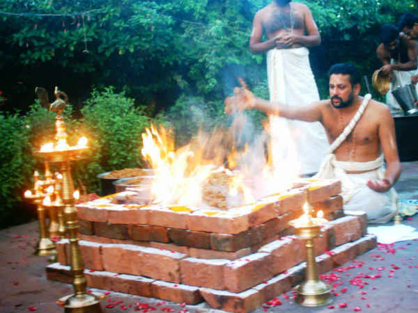 5. ధన లక్ష్మీ కటాక్షం కొరకు హోమాలు.