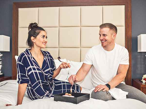 రాపిడి కలిగించి