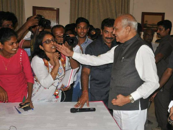 ముఖాన్ని శుభ్రం చేసుకున్నాగానీ