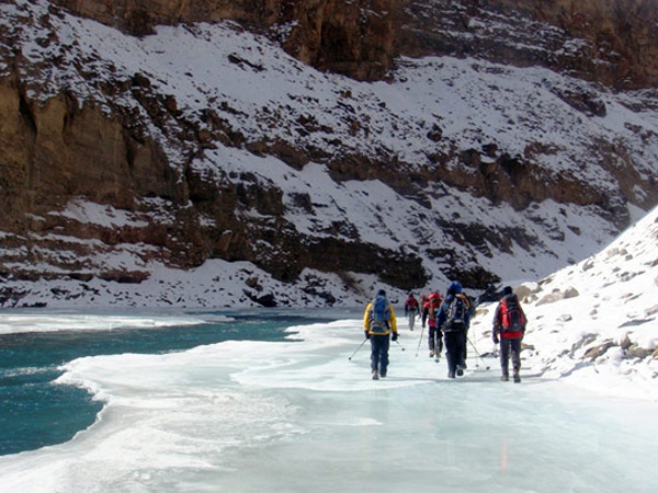 తనివితీరా తనువులు మరిచి 