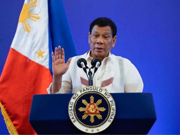 చెంపపై పెట్టాల్సింది