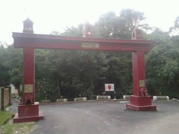 దేవత కలలో కనపడుతుంది