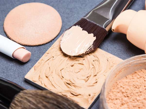 5. స్ప్రే / పౌడర్ కంటే క్రీమ్ బాగా పనిచేస్తుంది :