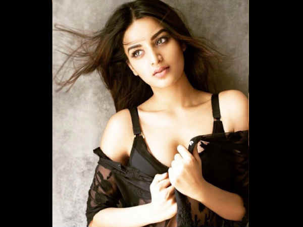 ఇద్దరికీ మంచి పరిచయం