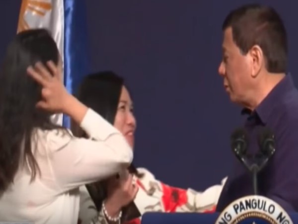 ఫిలిపైనో మహిళ 