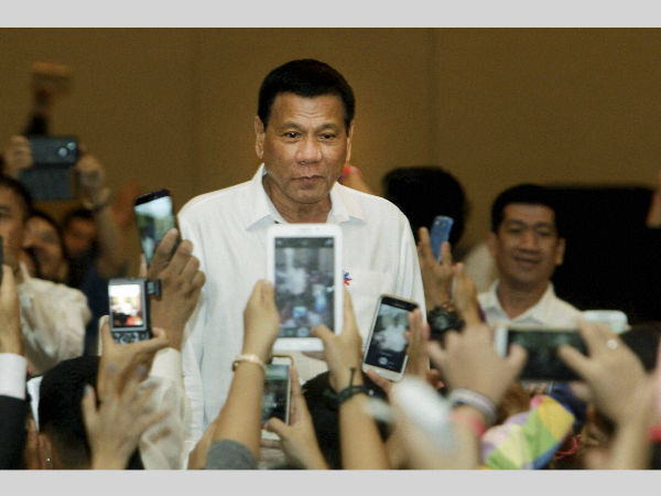 డ్యుటెర్టె అలా చేశారు