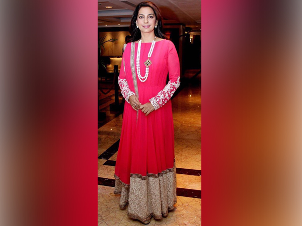 Juhi Chawla Stylishly Wished Her Followers ‘Eid Mubarak’ In This Gorgeous Outfit 