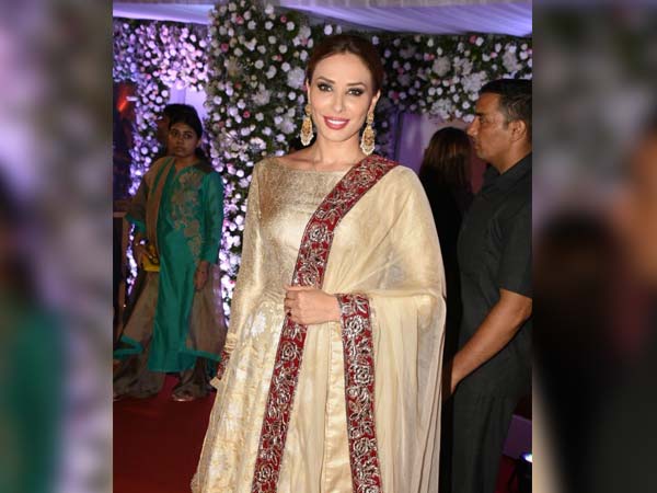 From Salman To Katrina, Who Wore What At Baba Siddique’s Iftar Party 