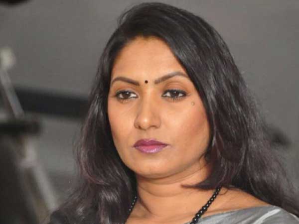 మీ అమ్మను వెంట తీసుకురాకు