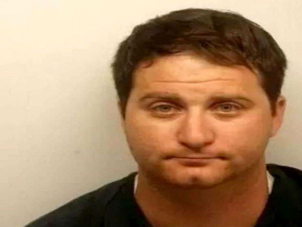 కాస్త కింద బెండ్ కాగానే