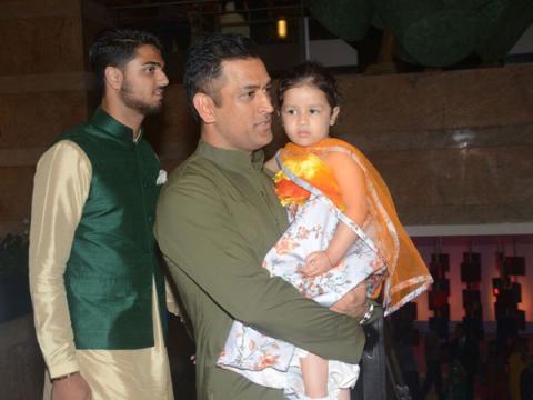Crushing On MS Dhoni And Zaheer Khans Desi Looks? So Are We! 