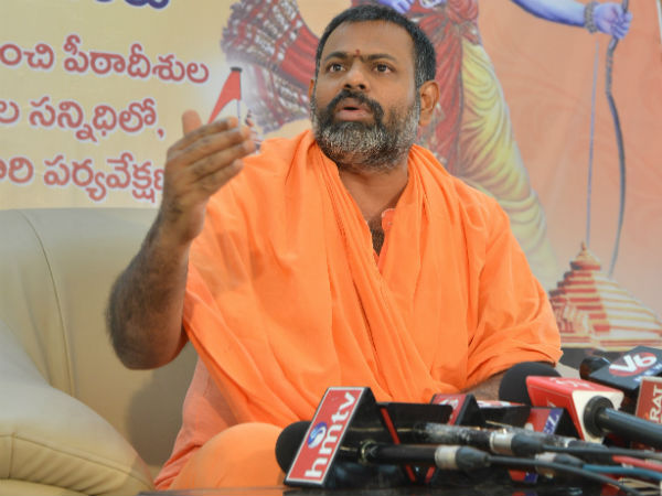 కత్తి మహేష్ అనుచిత వ్యాఖ్యలు