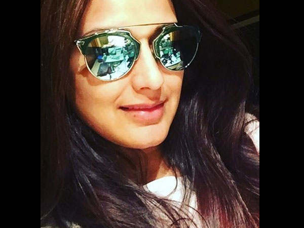 సోనాలి బింద్రేకి క్యాన్స‌ర్ మ‌హ‌మ్మారి సోకింది