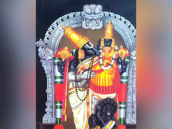 ఆమెనే అఖిల వల్లి