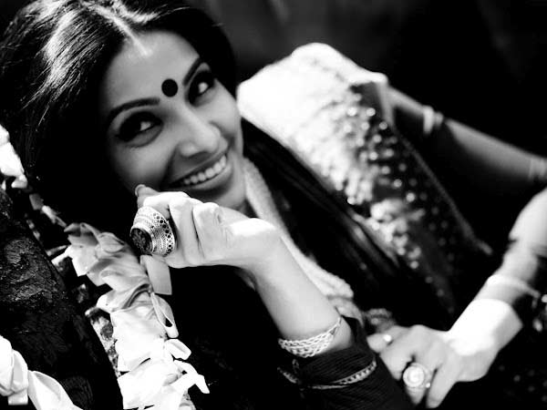 సుఖ పెట్టేందుకు ప్రయత్నిస్తాను