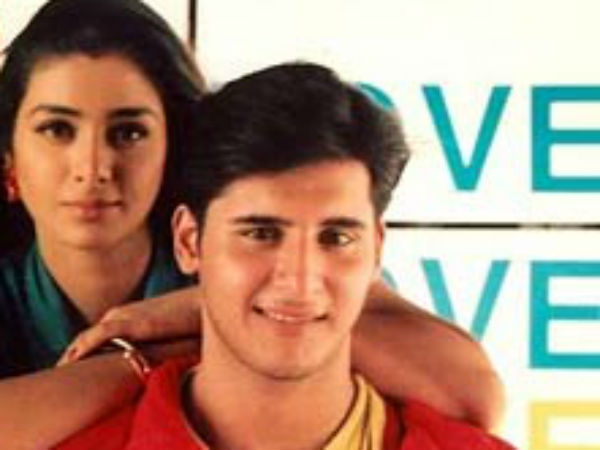 కాళ్లపై పడ్డారు