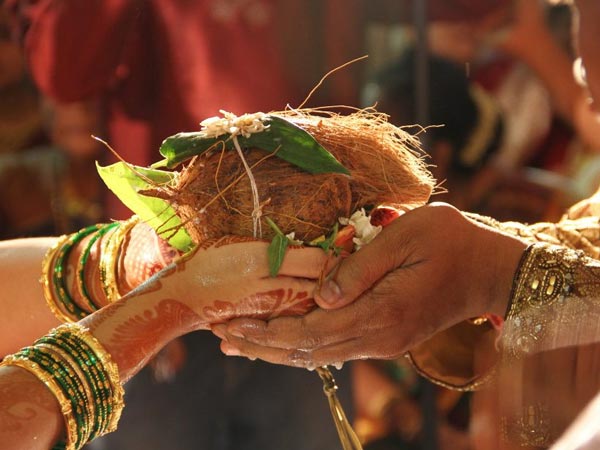 పెళ్లి జరగనివ్వమన్నారు