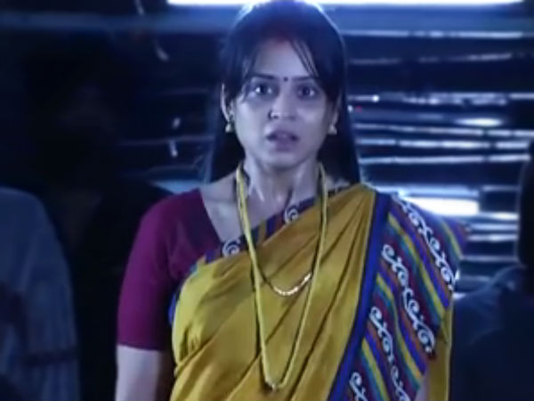 కొట్టుకుంటూనే