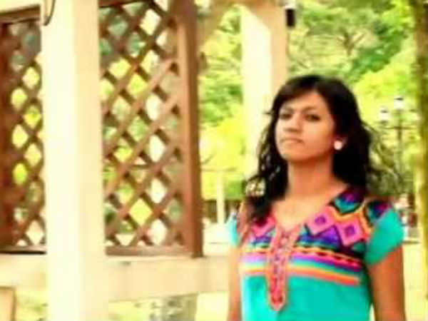 ఏవేవో వంకర్లు పెట్టింది