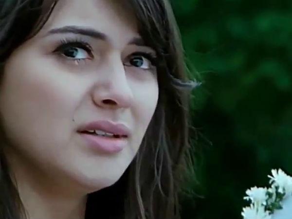 సొంతవాళ్లే