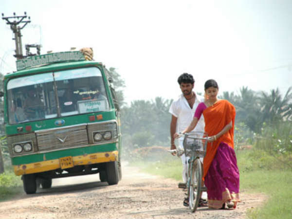 పొలాల్లో చాలా పనులున్నాయి