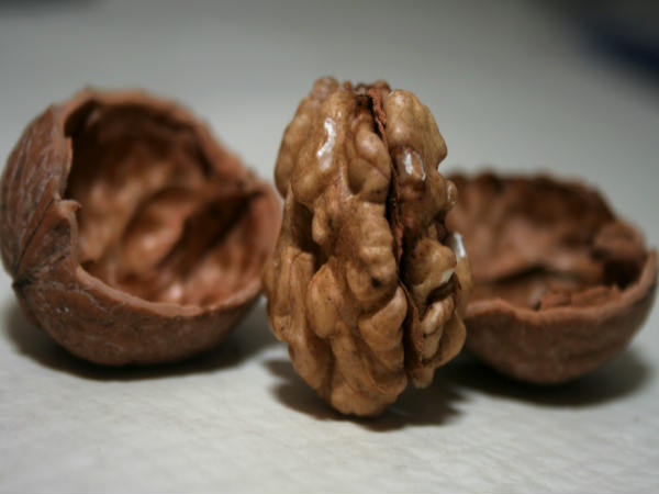 3. వాల్నట్