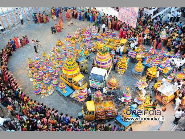 2) లక్ష్మీదేవి జననం..