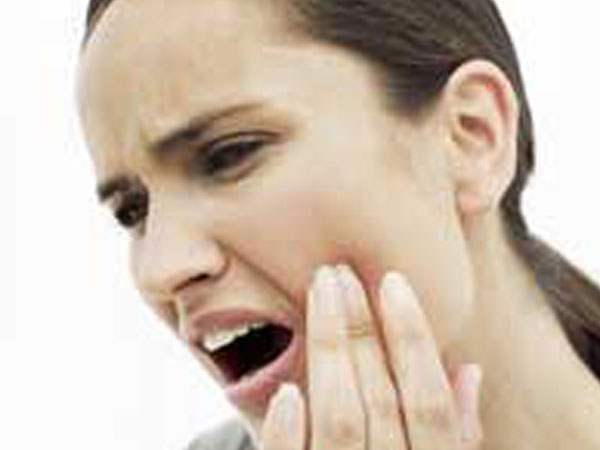 వయస్సైన వారిలో లేదా వృద్ధులలో దంత సమస్యలు