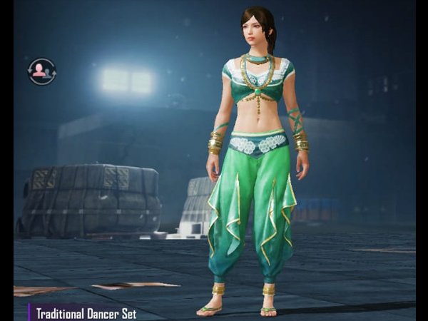 4) ట్రెడిషనల్ డ్యాన్సర్ సెట్..