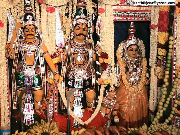 వంశ దేవతపై