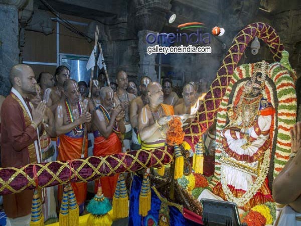 6) బ్రహ్మోత్సవాల సమయంలో..