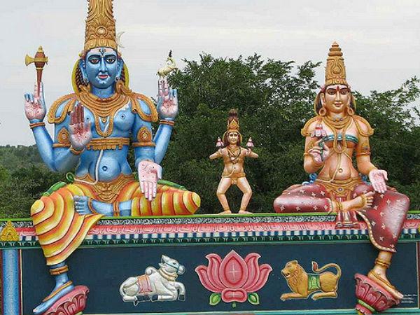 విష్ణు ఆలయంలోనూ దీపారాధన..