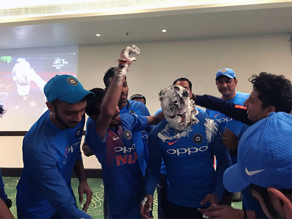 యువతకు ‘వి‘ స్ఫూర్తినిచ్చేలా.. 