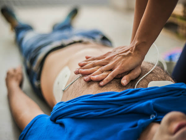 మీరు తప్పక CPR చేయాలి: