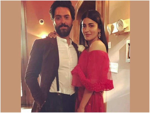 అందరి కంటే ముందు..