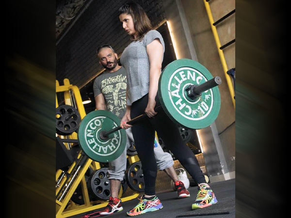 బరువును లైట్ గా...