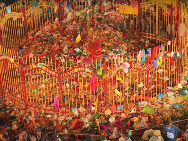 హంగులు వద్దండోయ్..