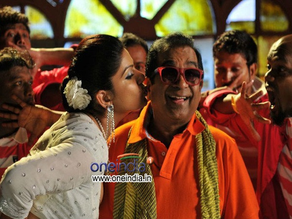 తొలి చిత్రం అహ నా పెళ్లంట..