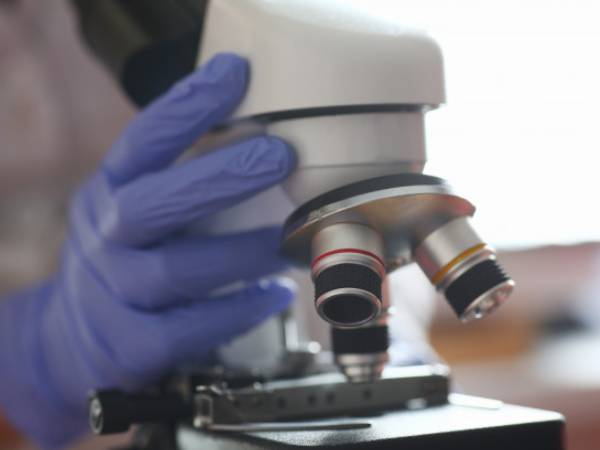 లక్షణాలు మరియు చికిత్స