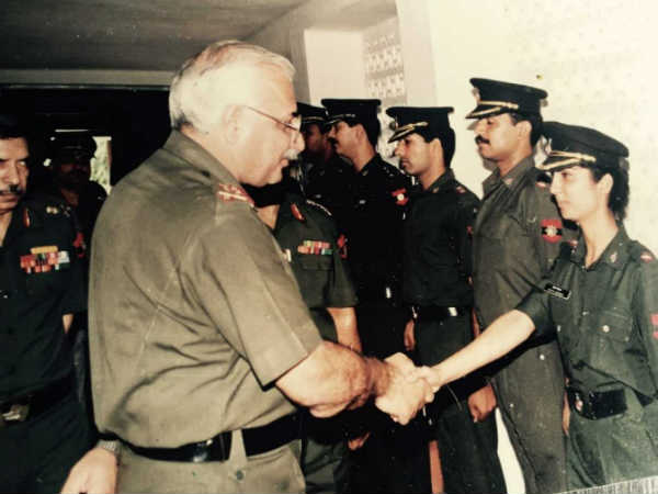 సైన్యంలో మహిళలే లేరా?