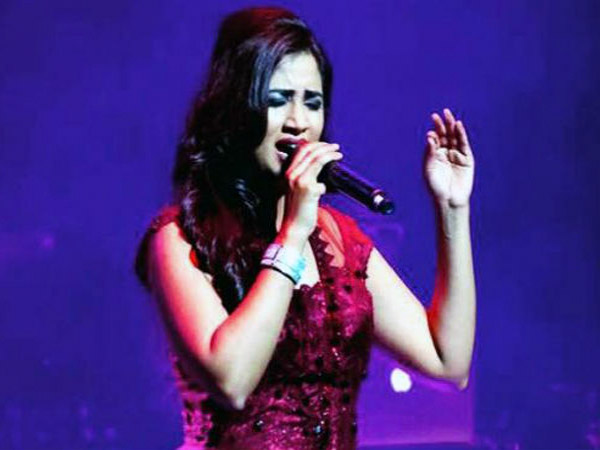 కళ్లు కాయలు కాసేలా..